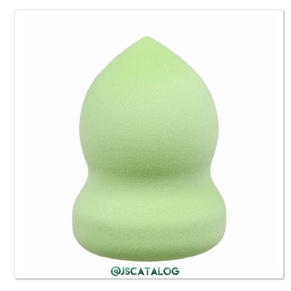 🌸 2 FOR $15 🌸 Full Size Blender Sponge - Picture 3 of 5